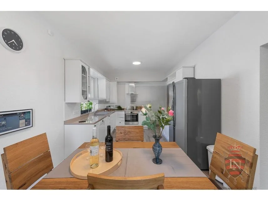 vila u blizini mora 302 m2, labin, istra - slika 13
