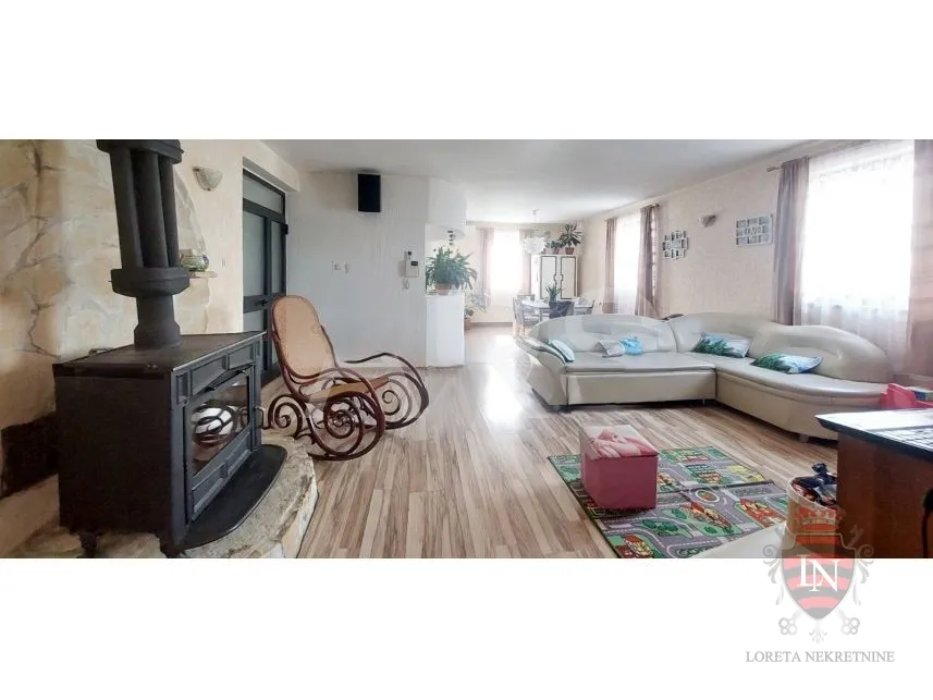 veliki stan s terasom pula, 153 m2 - slika 7