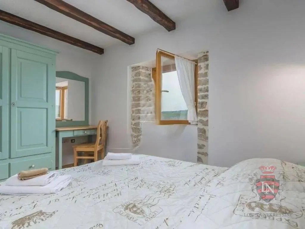 kamena kuća s bazenom 115 m2, motovun - slika 6