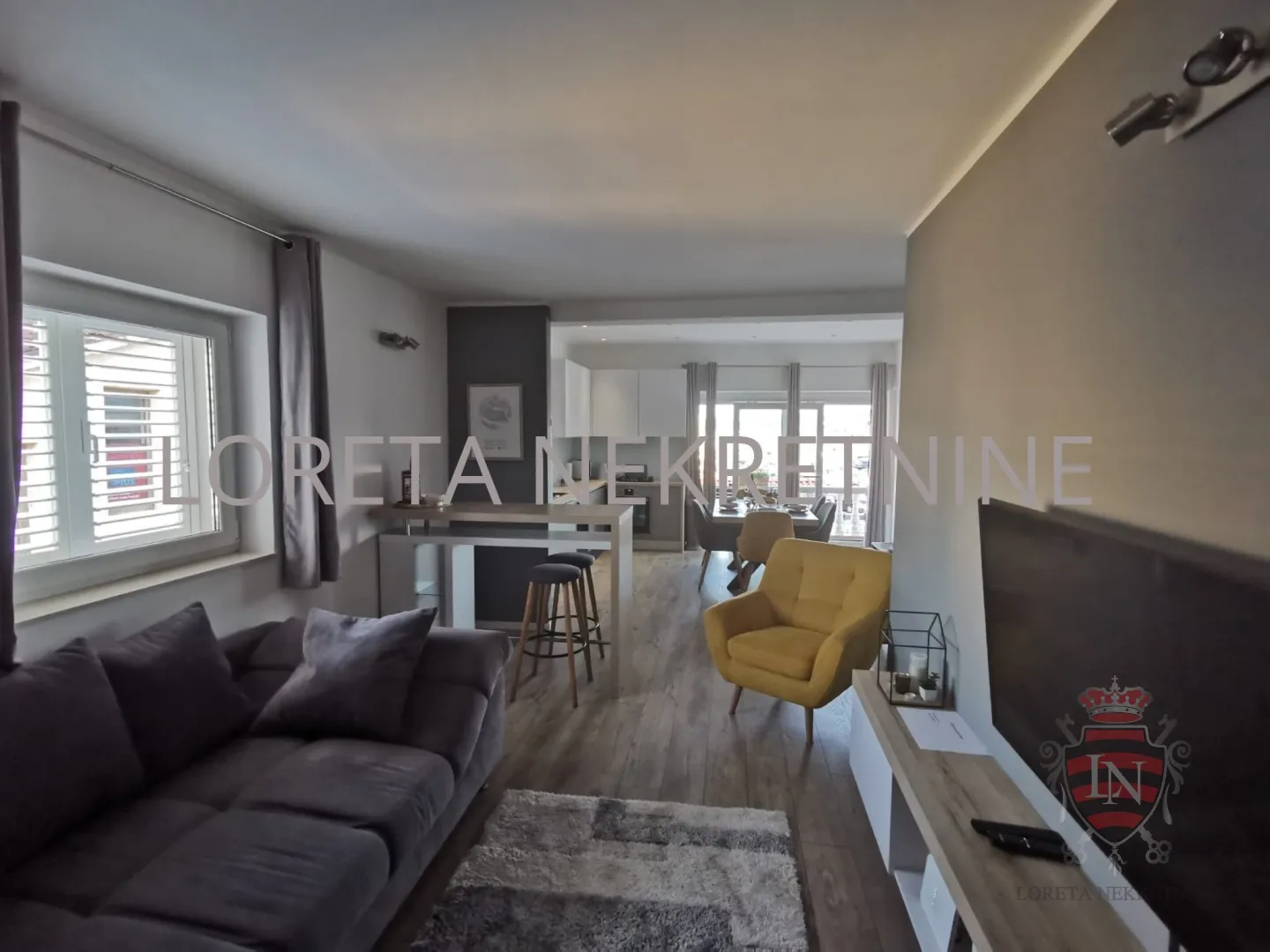 etažirana poslovno-stambena zgrada,tribunj, 397.00 m2, top lokacija! - slika 5