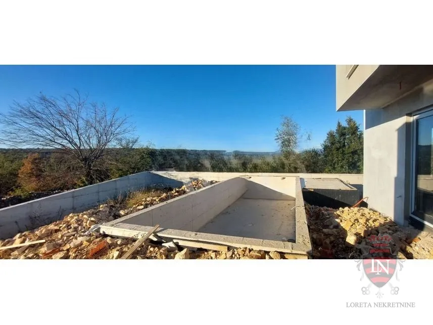 vila labin 169 m2 na parceli 1300 m2 - slika 20
