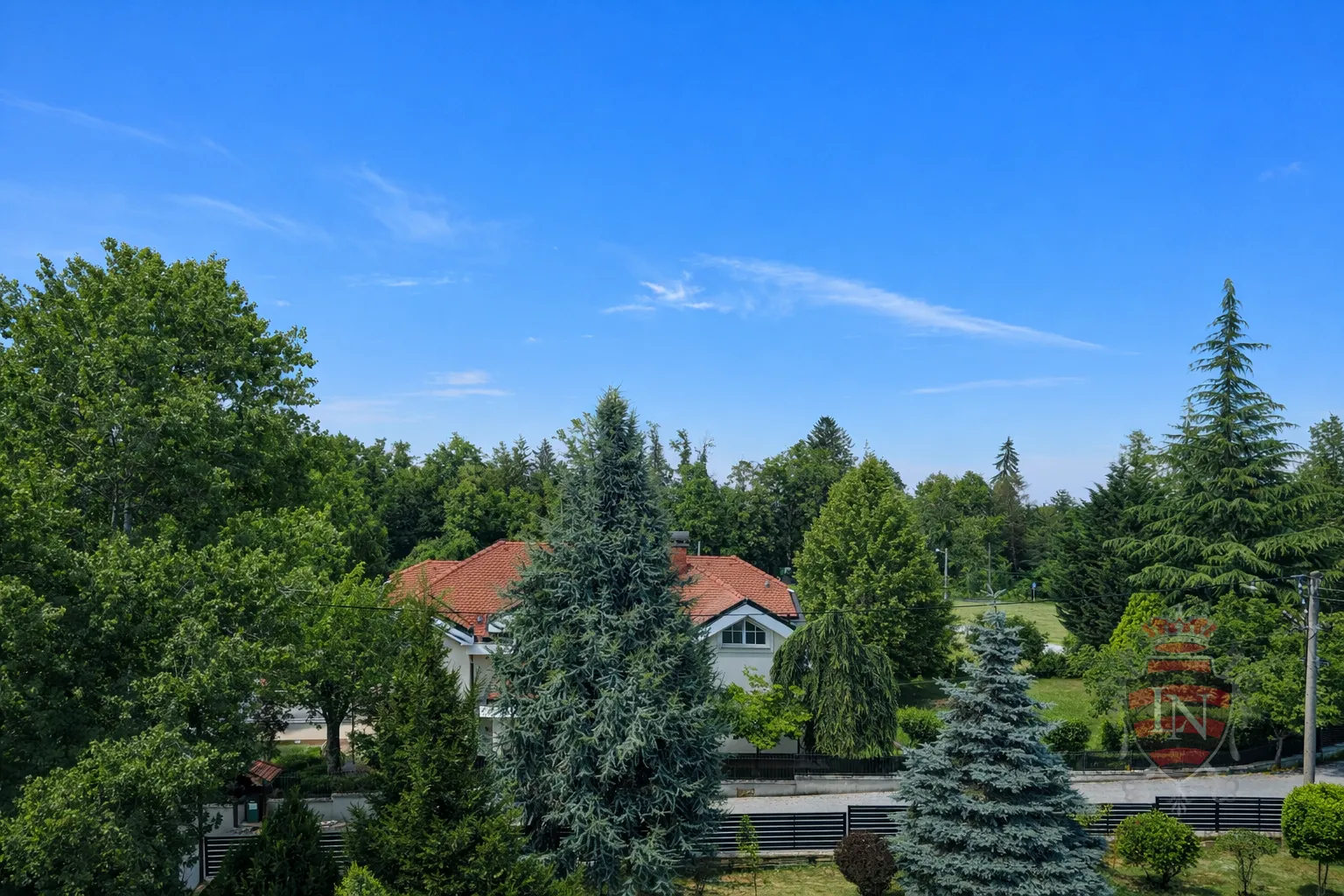 samobor kuća 396 m2 na parceli od 1000 m2 - slika 18