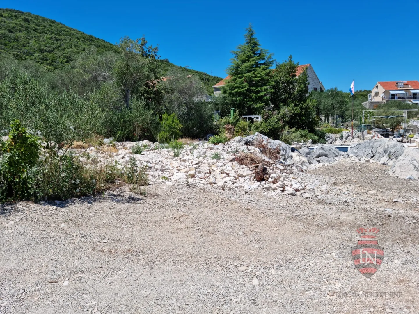 zemljište s projektom i dozvolom oko 700 m2, pelješac - slika 8