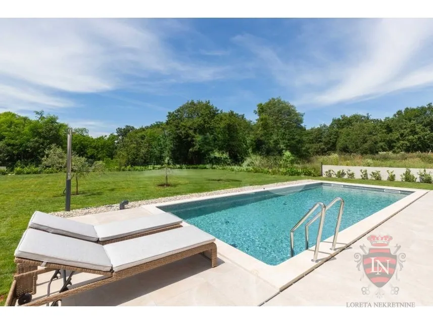 vila s bazenom na parceli od 1 300 m2, labin, istra - slika 3