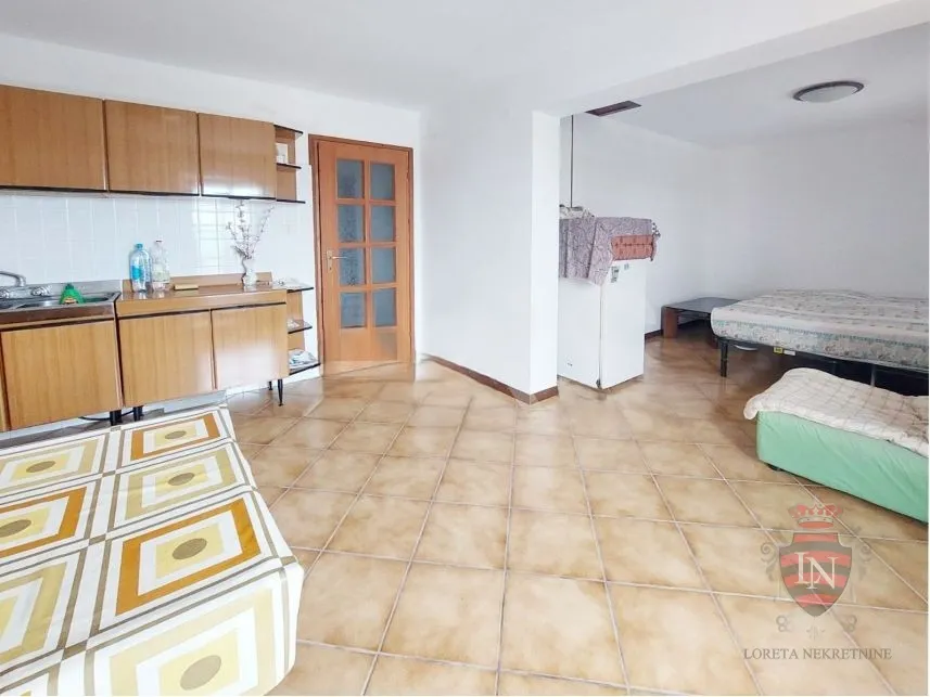 kuća s pogledom na more 150 m2, raša, istra - slika 23