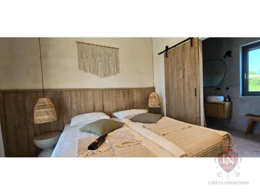 kuća s bazenom 200 m2, motovun, istra - slika 35