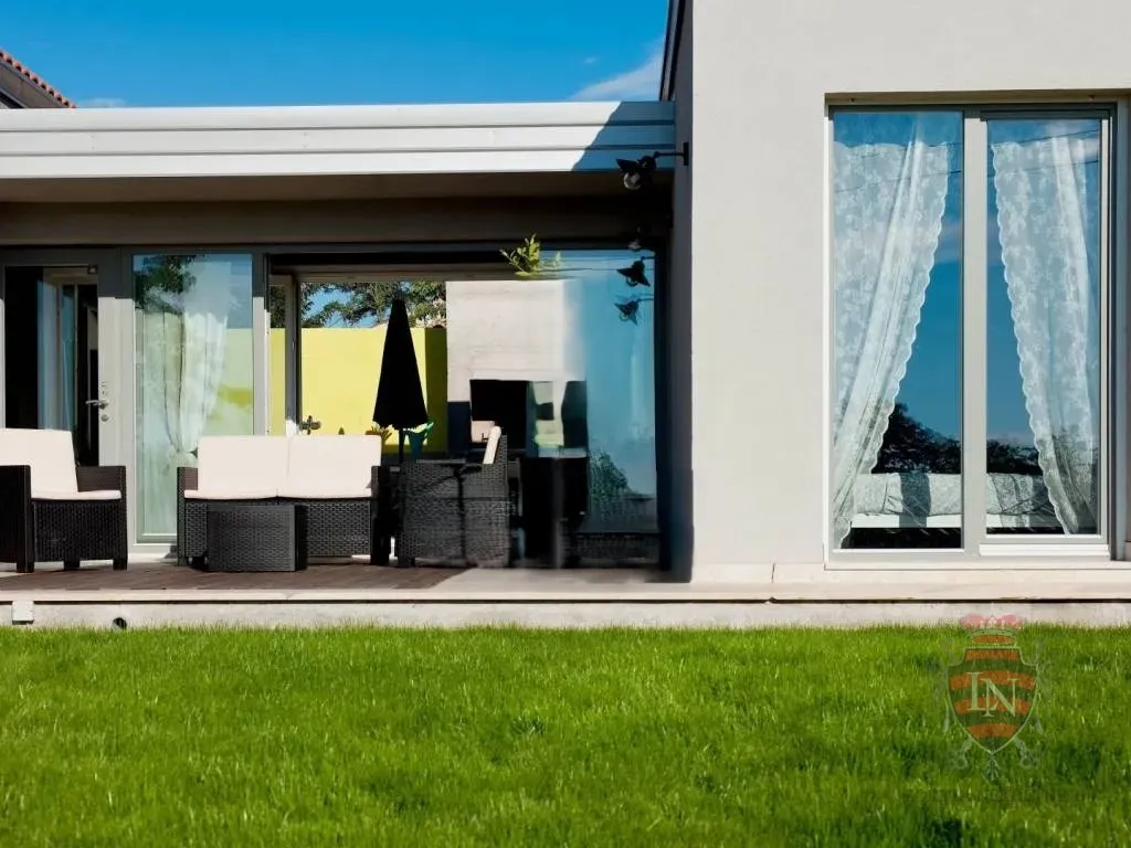 kuća poreč 120 m2 na parceli od 324 m2 - slika 7