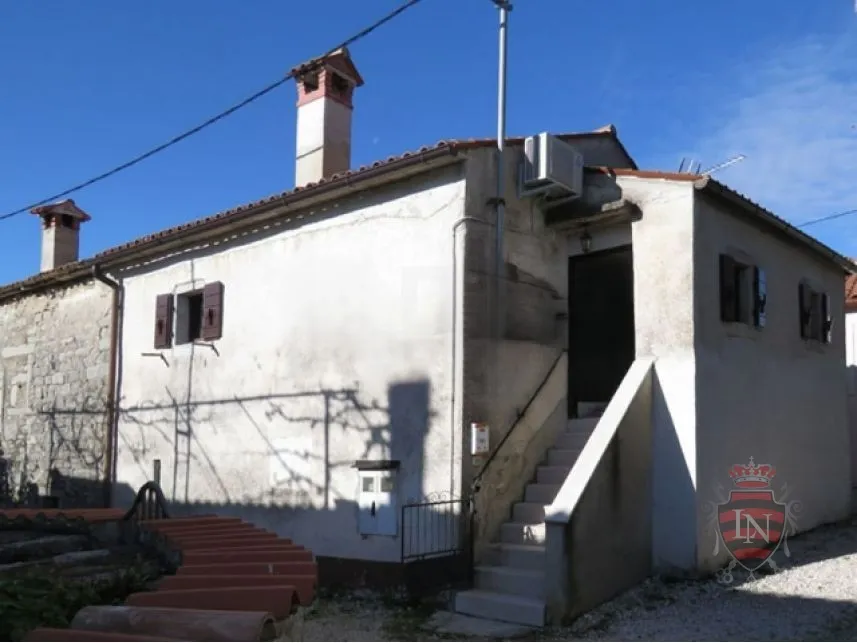 kamena kuća 77 m2, u centru gračišća, istra - slika 3