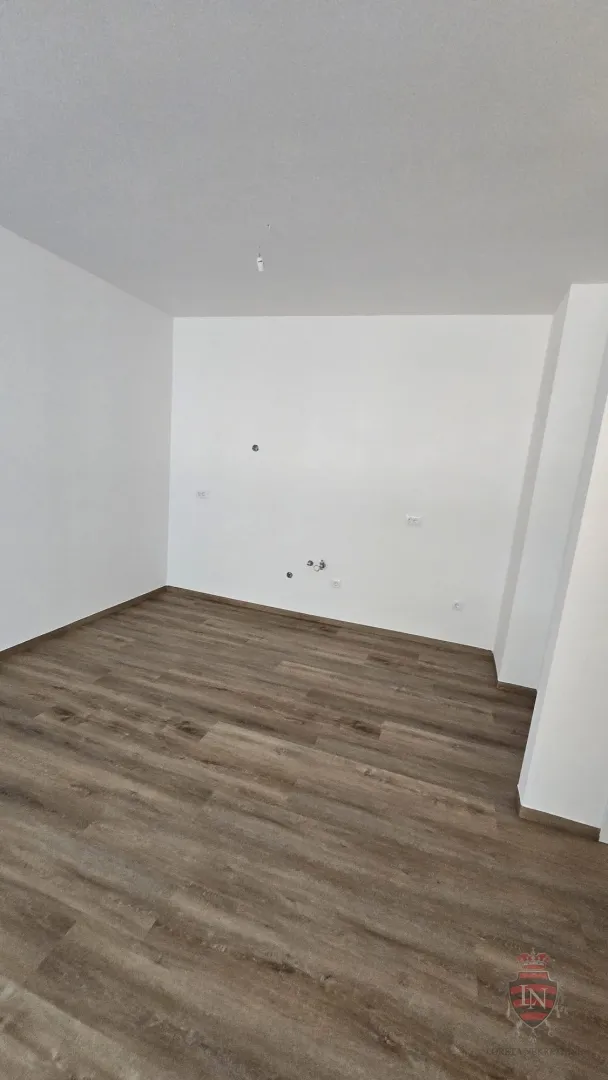 poslovni prostor - 4 stana! 262 m2, sesvete - slika 8