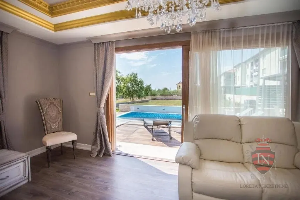 kuća s bazenom 85 m2, poreč, istra - slika 10