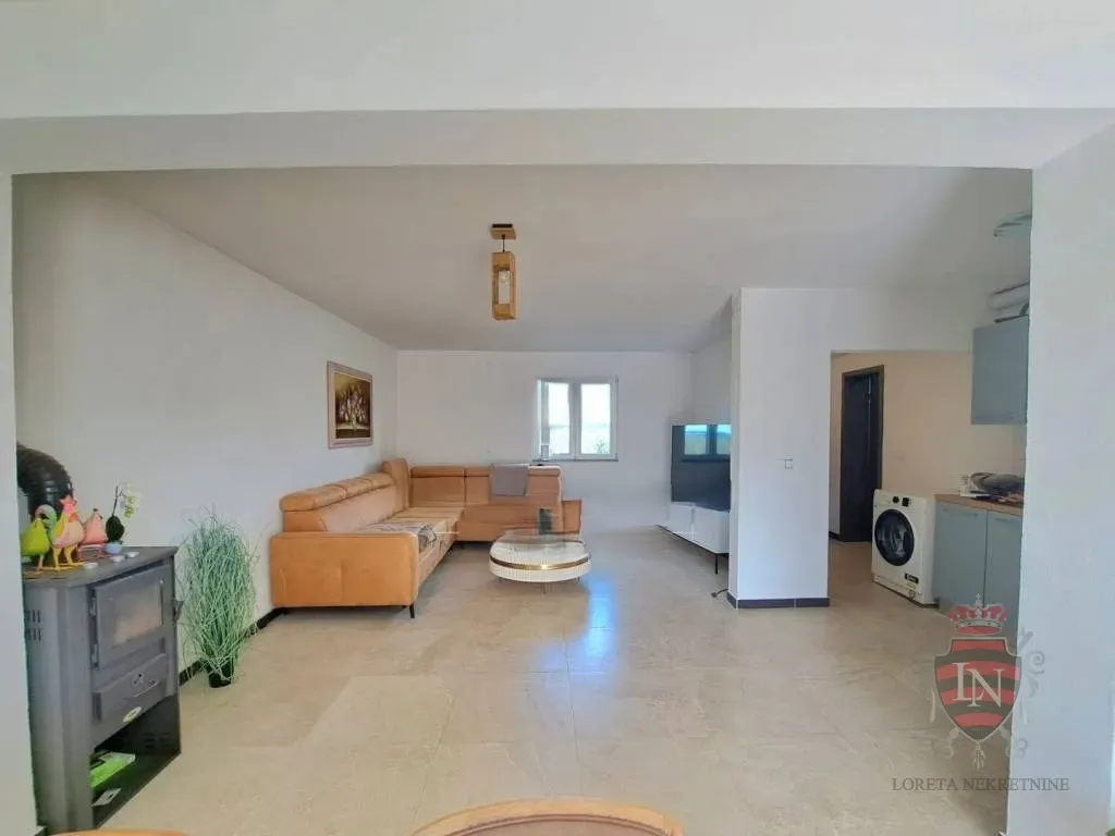 kuća s pogledom na more i bazenom, poreč - slika 9