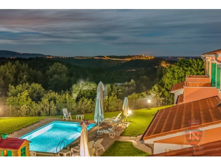 kuća s bazenom 175 m2, labin, istra - slika 5