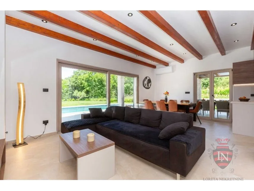 vila s bazenom na parceli od 1 300 m2, labin, istra - slika 23