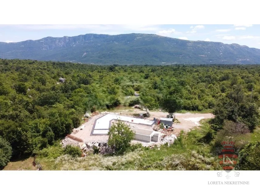 kuća s bazenom 142 m2, labin - slika 12