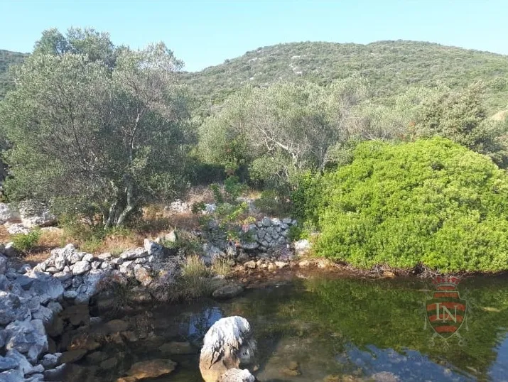 zemljište s projektom i dozvolom oko 700 m2, pelješac - slika 19