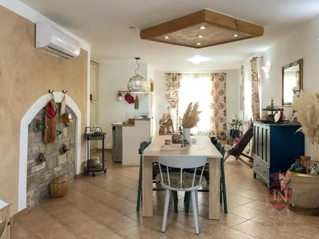kuća s bazenom, lupoglav, istra, 155 m2 - slika 14
