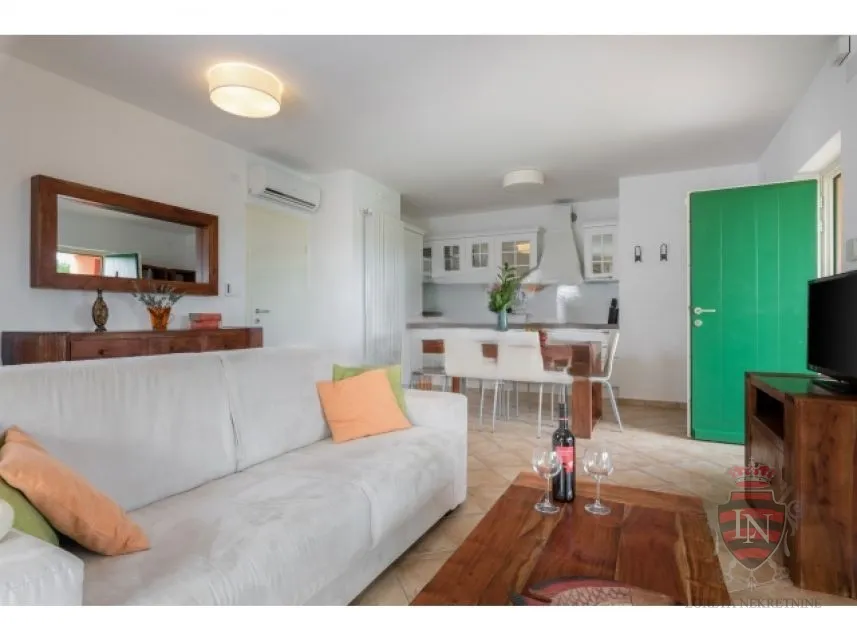 kuća s bazenom 175 m2, labin, istra - slika 7