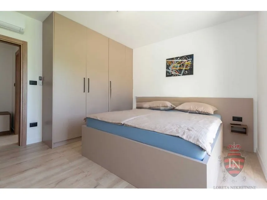 vila s bazenom na parceli od 1 300 m2, labin, istra - slika 21