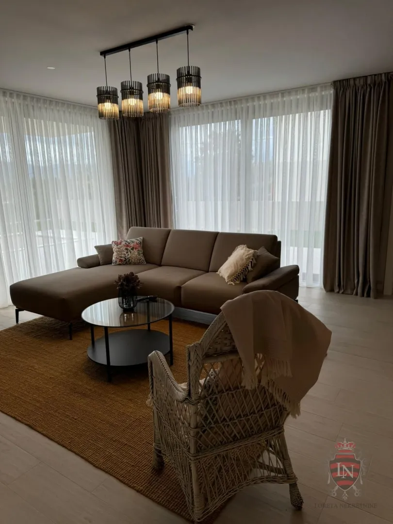moderna vila sa bazenom krk, 165 m2 + okućnica - slika 9