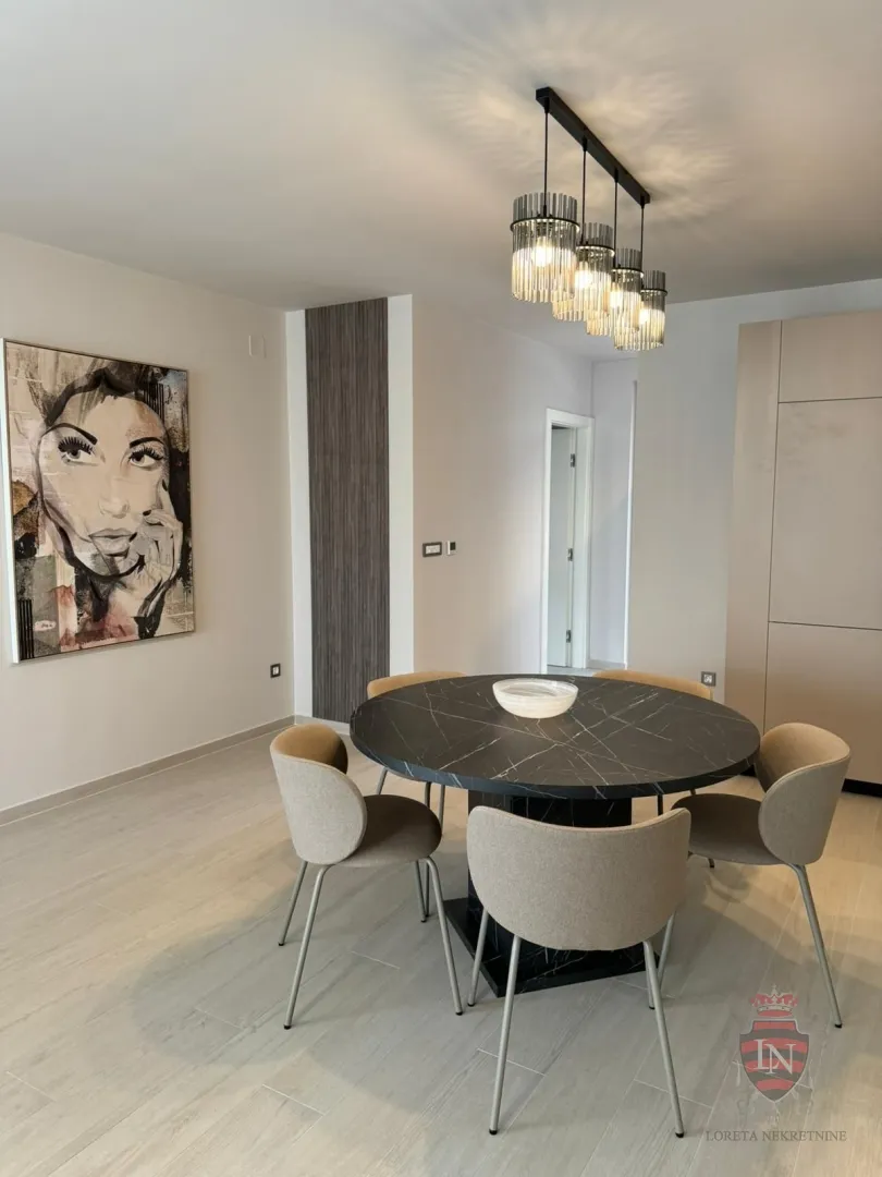 moderna vila sa bazenom krk, 165 m2 + okućnica - slika 10