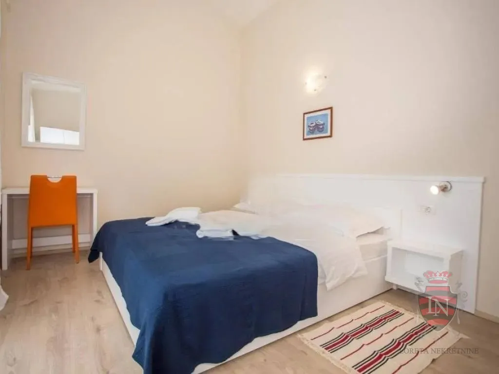 kuća s bazenom, poreč 192 m2 - slika 12