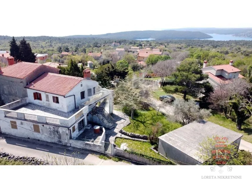 kuća s pogledom na more 150 m2, raša, istra - slika 2