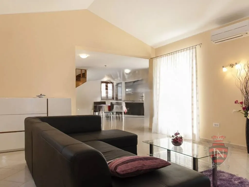 kamena kuća s bazenom 140 m2, istra - slika 9