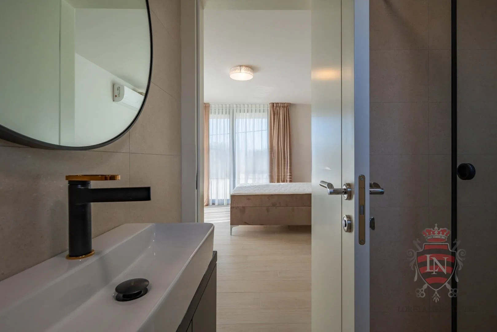 prekrasna vila sa bazenom krk, 213 m2 + okućnica - slika 18