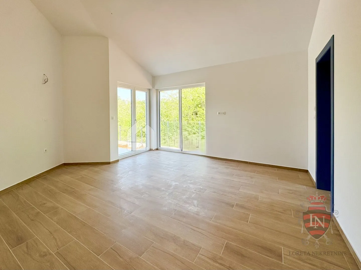 kuća s bazenom 144 m2, barban - slika 12
