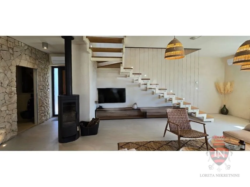 kuća s bazenom 200 m2, motovun, istra - slika 25
