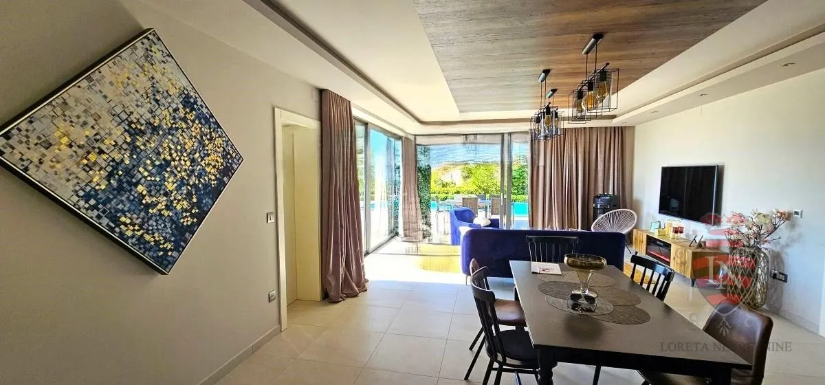 luksuzna vila 179 m2 s bazenom + okućnica, otok krk - slika 12