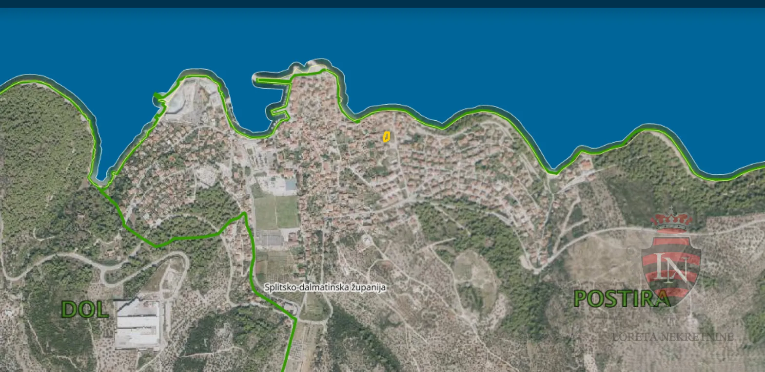 Zemljište 378 m2 s kućom Postira, otok Brač