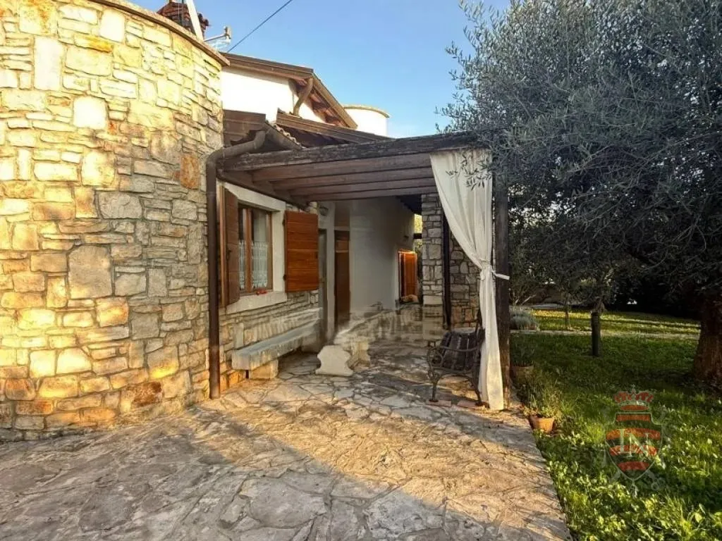 kuća 140 m2, buje, istra - slika 12