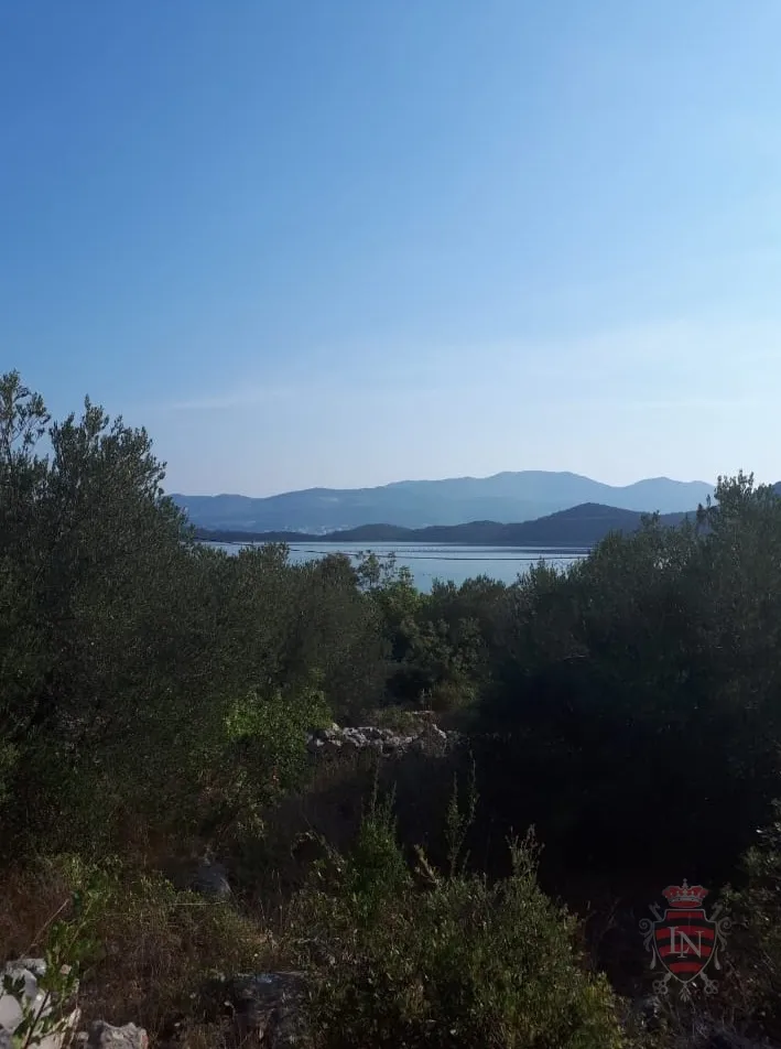 zemljište s projektom i dozvolom oko 700 m2, pelješac - slika 11