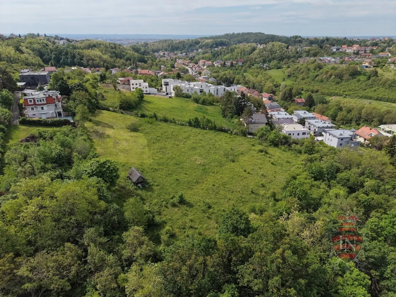mikulići — građevinsko zemljište 734 m² | pravilan oblik, pogled i 160 €/m² - slika 8