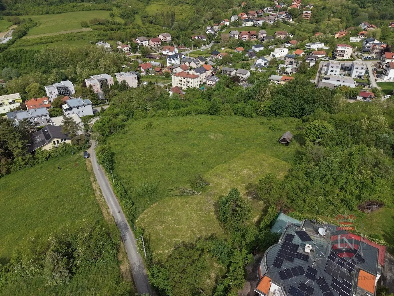 mikulići — građevinsko zemljište 734 m² | pravilan oblik, pogled i 160 €/m² - slika 4