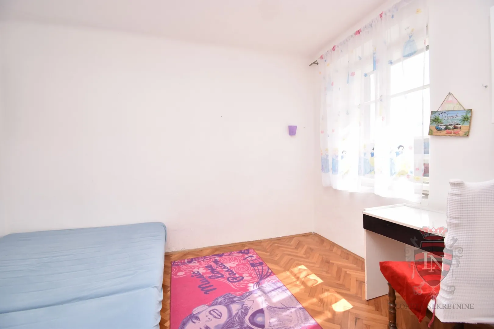 dvoetažni renovirani stan 66 m2, šibenik - slika 10