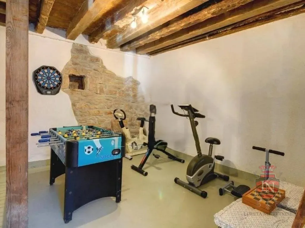 kamena kuća s bazenom, gračišće, istra - slika 25