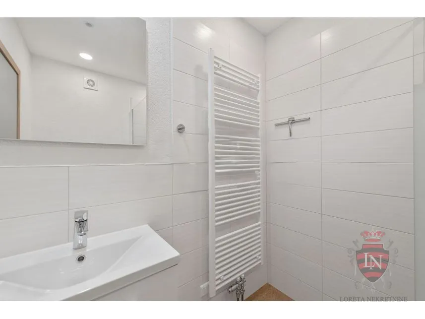 vila u blizini mora 302 m2, labin, istra - slika 28