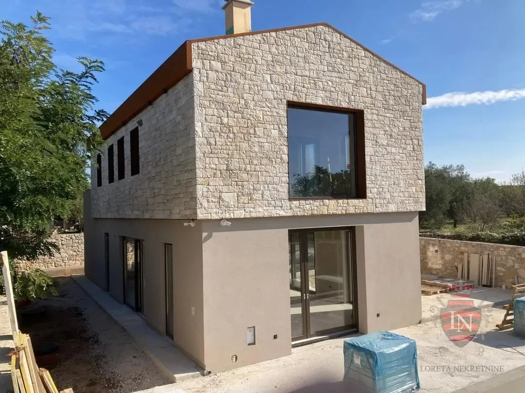 luksuzna vila, bale, istra, bazen, 175 m2 na parceli od 503 m2 - slika 25