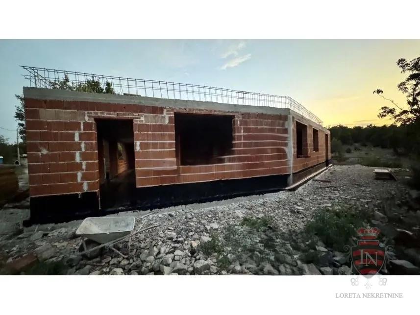 kuća s bazenom 142 m2, labin - slika 16