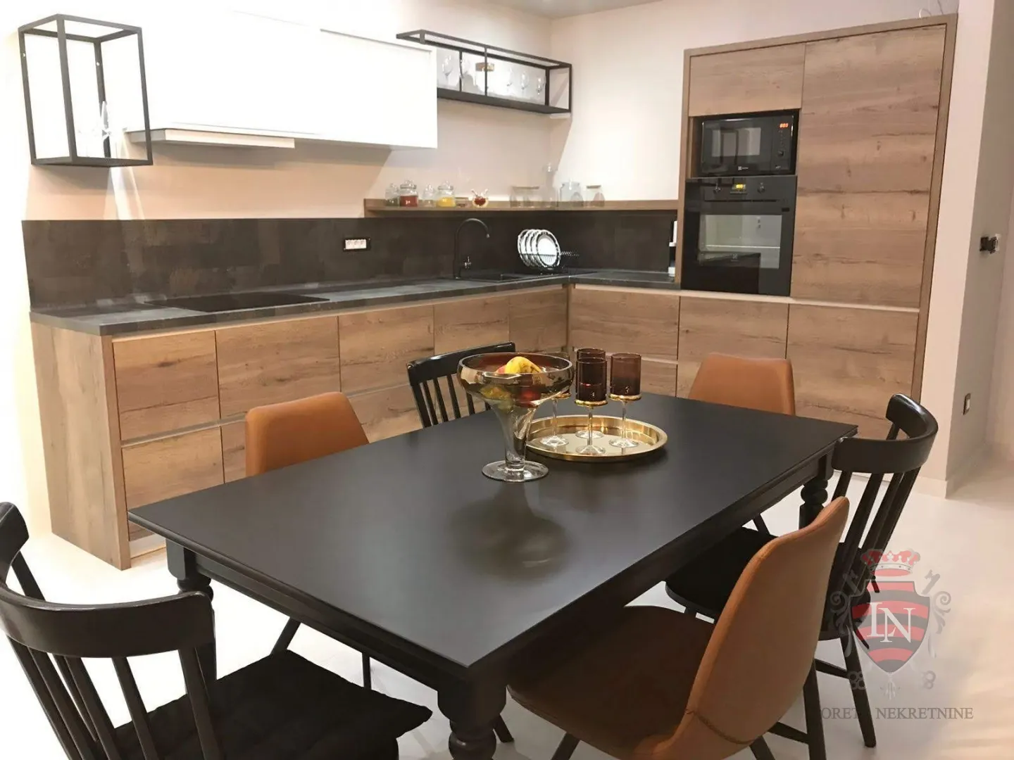 luksuzna vila 179 m2 s bazenom + okućnica, otok krk - slika 10