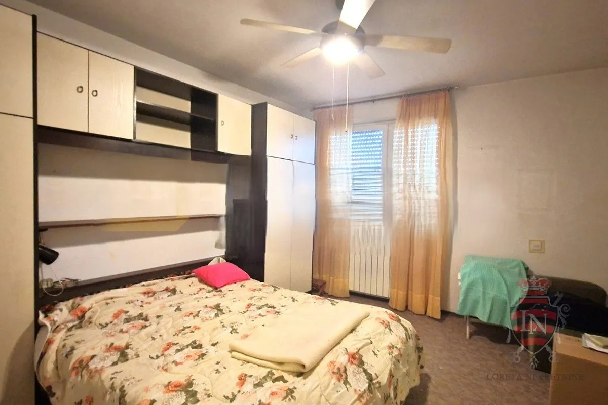 dvoetažan stan šibenik, 102 m2 - slika 4