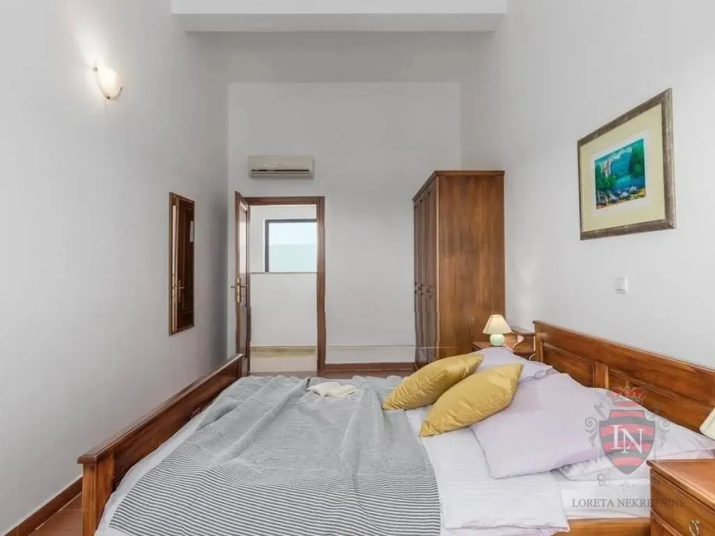 kuća s bazenom 160 m2, barban - slika 12