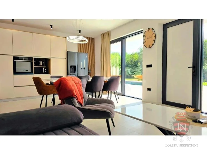 vila labin, 160 m2 s bazenom - slika 13