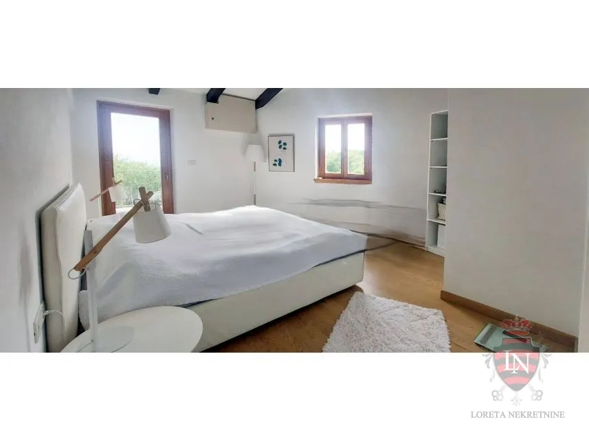 kuća s bazenom 172 m2 + okućnica, labin - slika 31