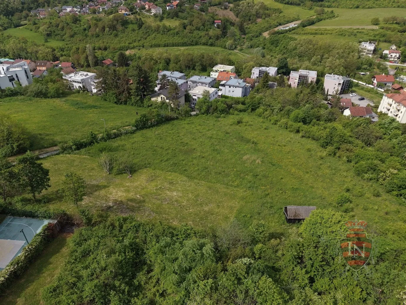 mikulići — građevinsko zemljište 702 m² | pravilan oblik, pogled i 160 €/m² - slika 6