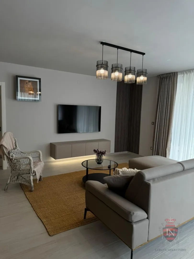 moderna vila sa bazenom krk, 165 m2 + okućnica - slika 7