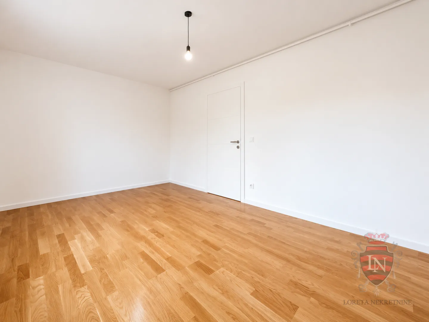 prostran i funkcionalan s lođom i parkirnim mjestom , arena, blato, 116,38 m2 - slika 19