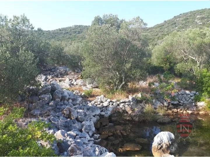 zemljište s projektom i dozvolom oko 700 m2, pelješac - slika 28